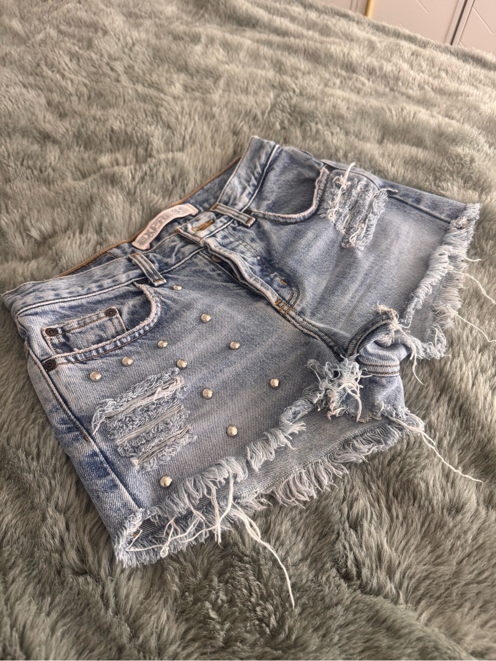 Express Women's Vintage Cut-off Shorts